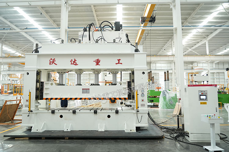 315噸框架式液壓機(jī) 315噸框架式液壓機(jī)