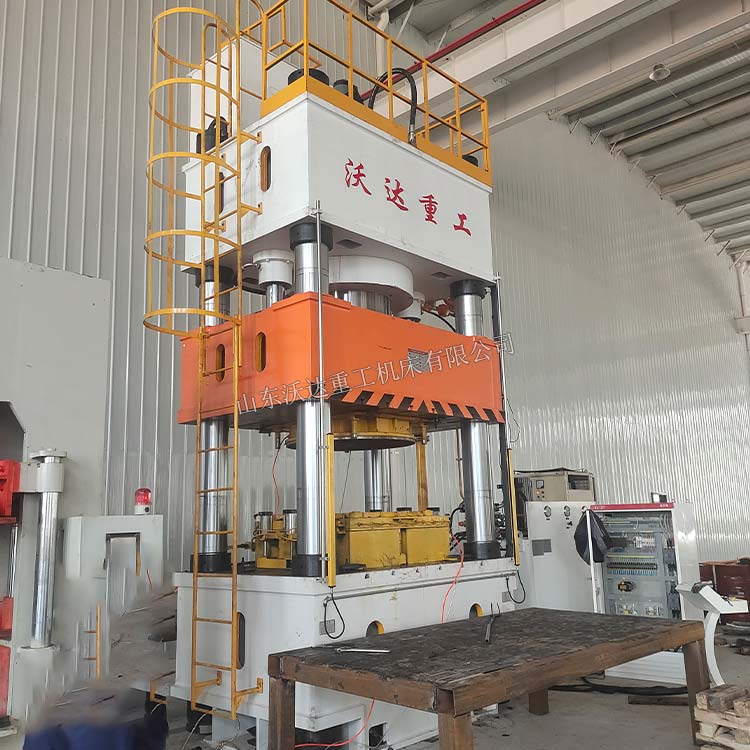 1800噸復合材料成型液壓機