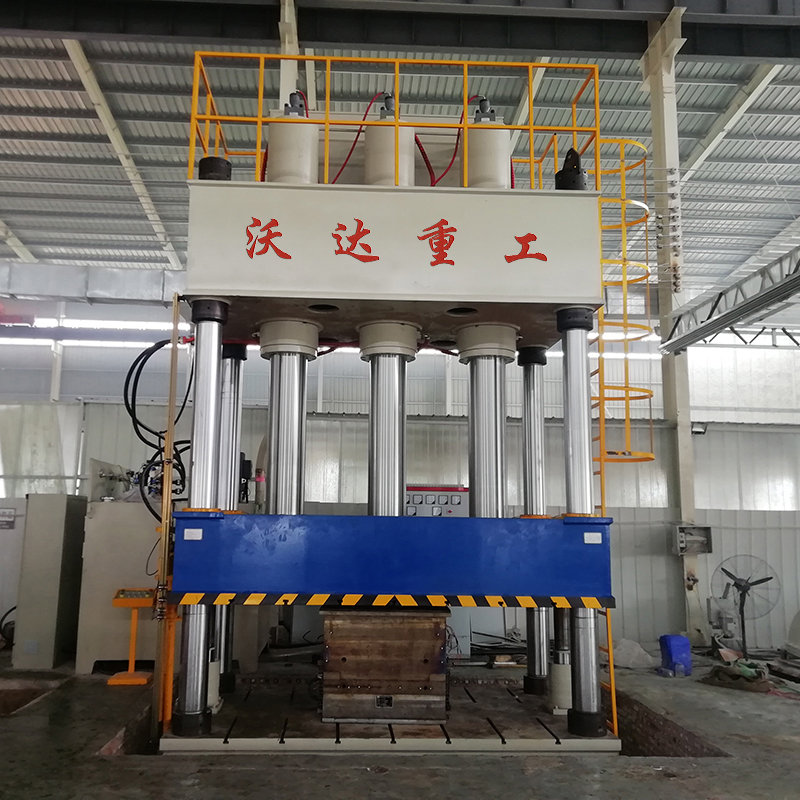四柱液壓機